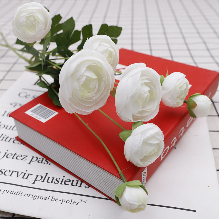 Beautiful Bloom Simulated Lulian Ornament with 4 Heads