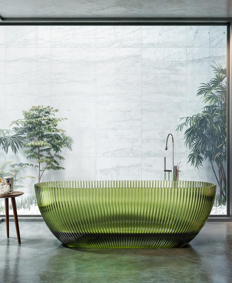 Green Vertical Stripe Crystal Resin Bathtub