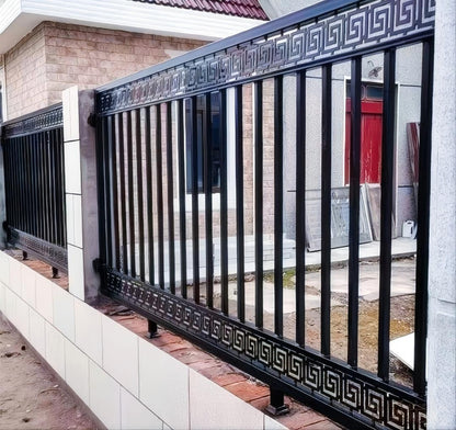 Retro Decorative Heavy Duty Iron Garden Fence