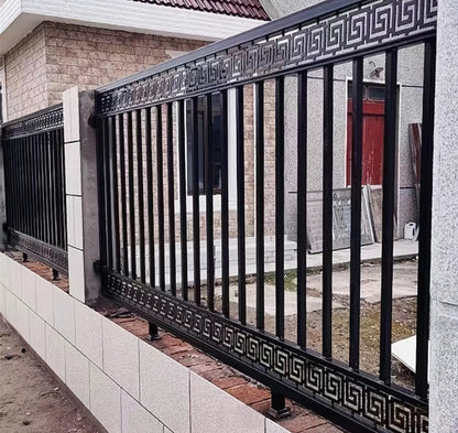 Retro Decorative Heavy Duty Iron Garden Fence