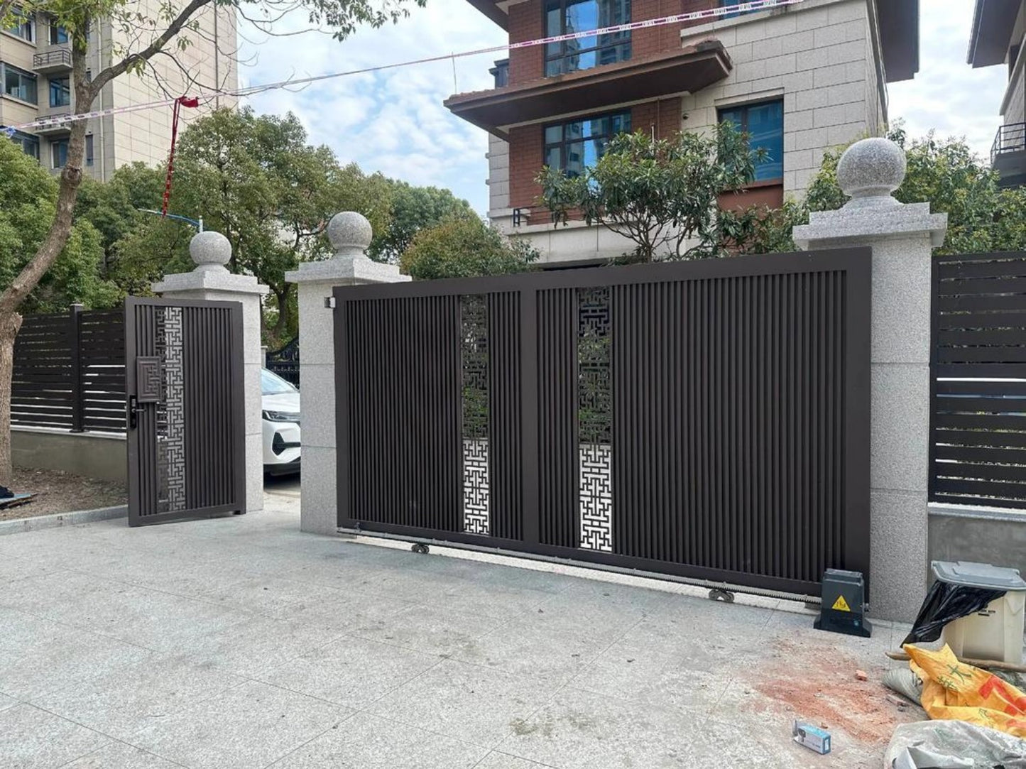 Industrial Style Rustproof Stainless Steel Garden Fence