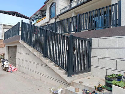 Elegant Durable Home Stainless Steel Garden Fence