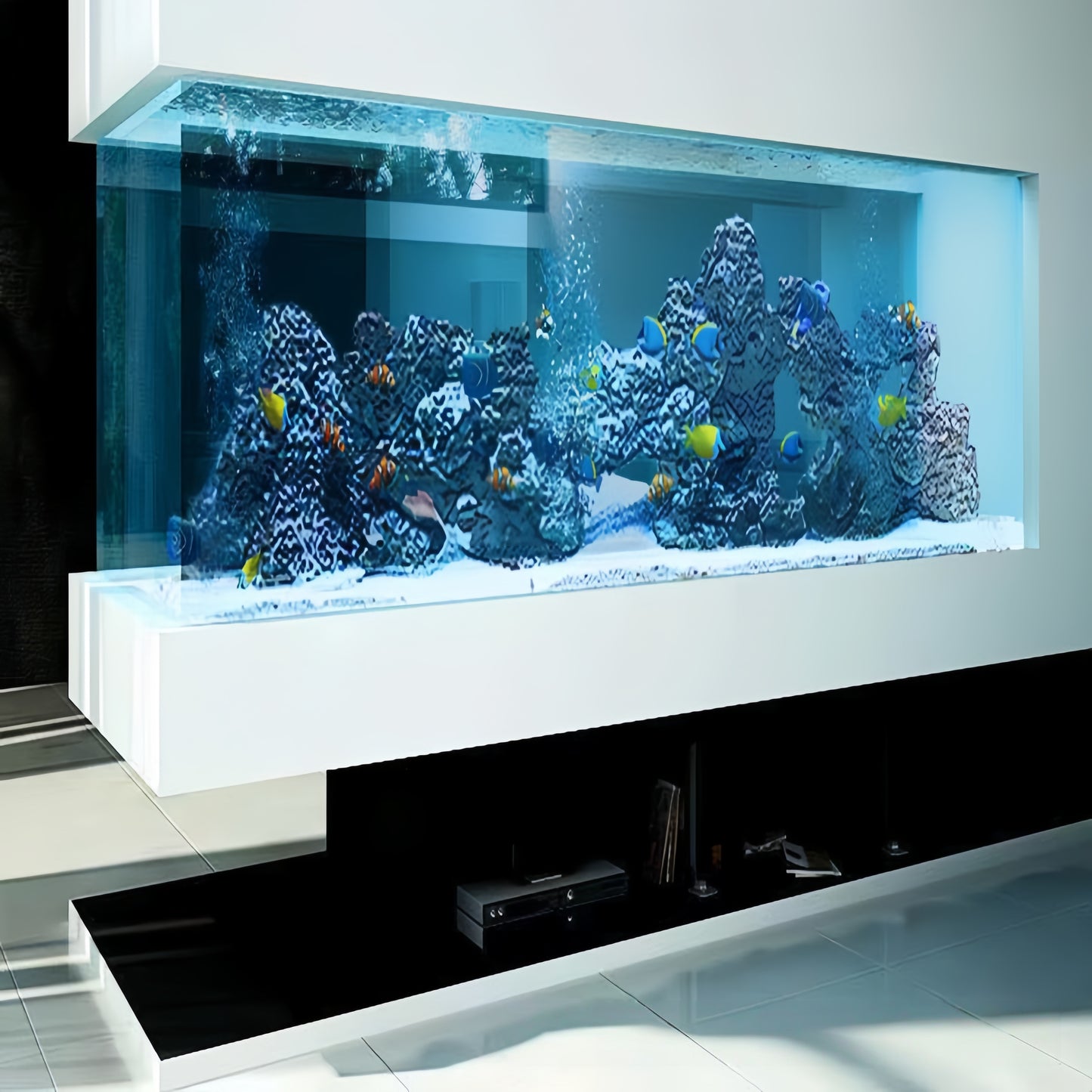 Customized Large Lucite Acrylic Hotel Aquarium