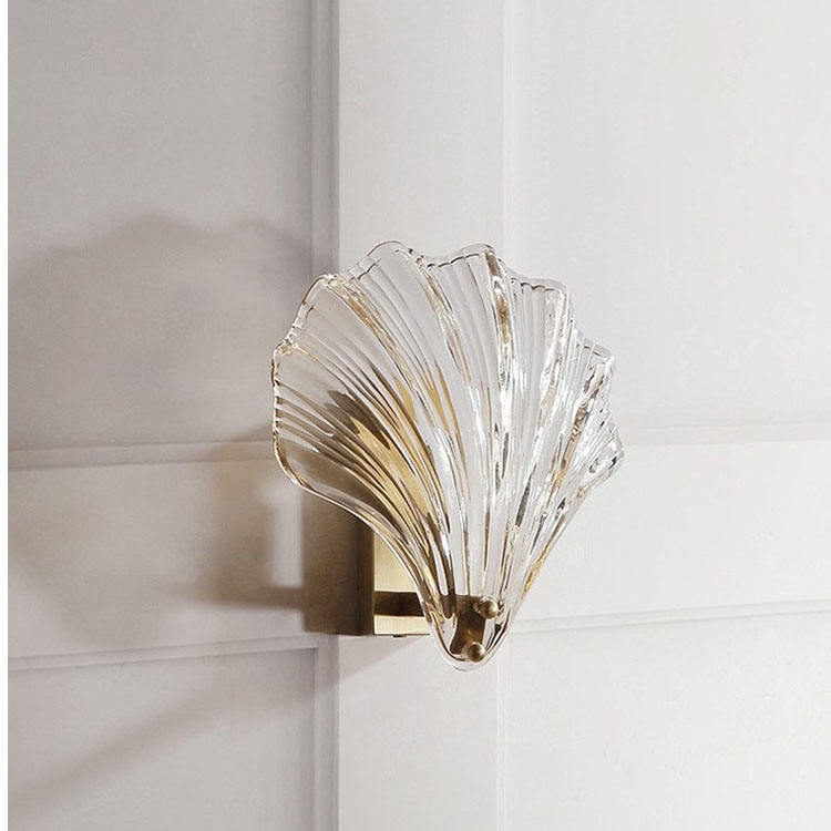 Modern Sea Shell Wall Lamp