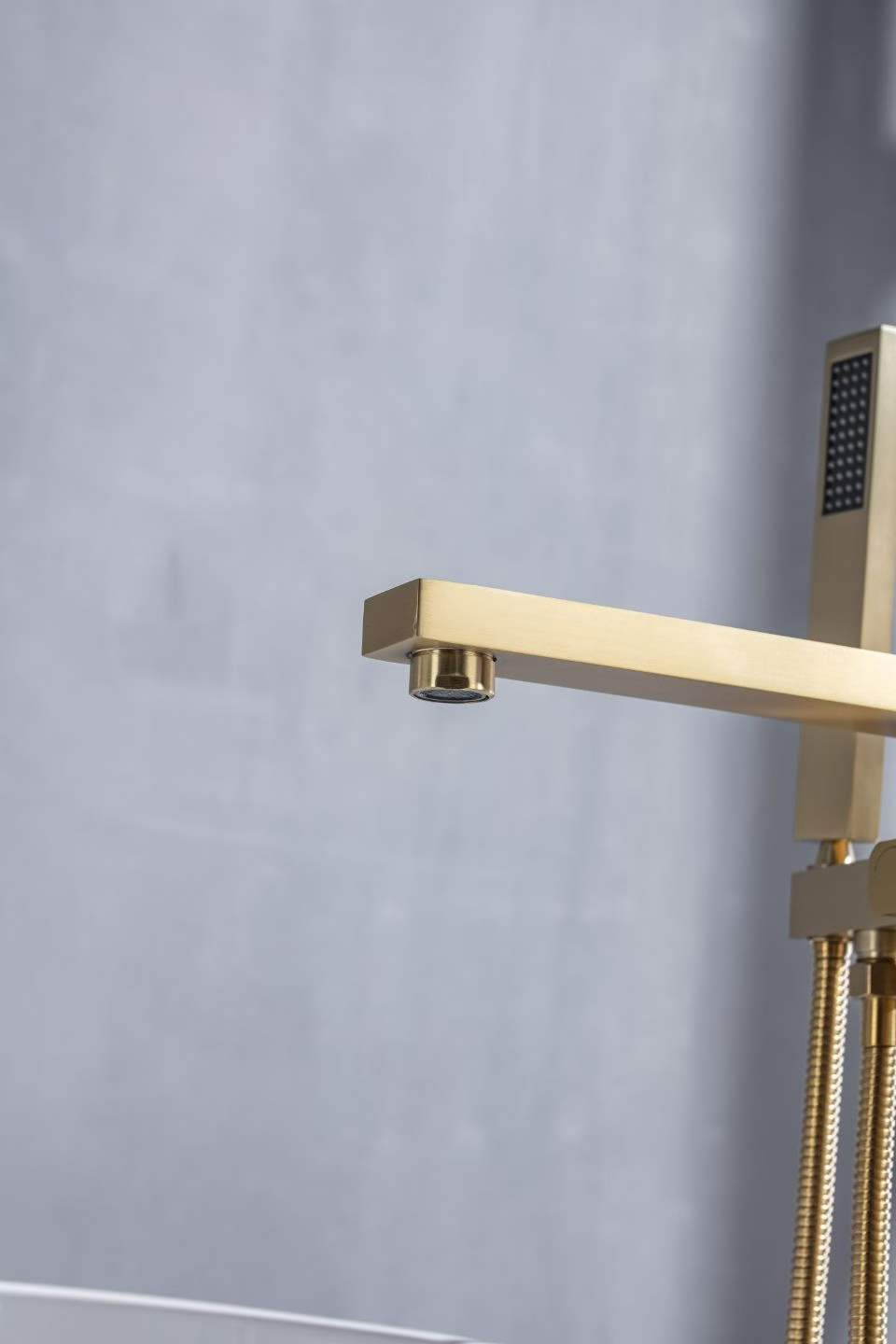 Modern Brushed Gold Floor-standing Bathtub Faucet 61001-G