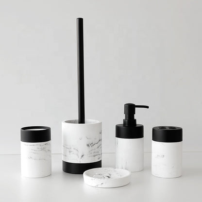 Набор принадлежностей для туалета и ванной комнаты