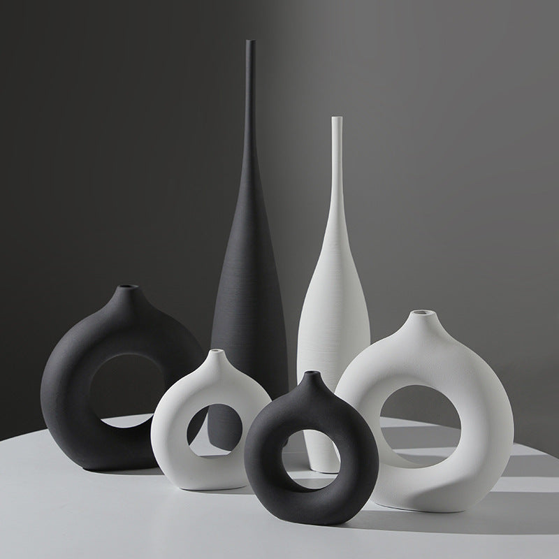 Black And White Brushed Vase Decorations