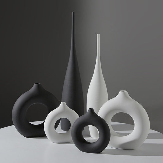 Black And White Brushed Vase Decorations