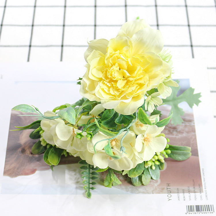 New Bouquet Of Small Flowers And Camellia Combination