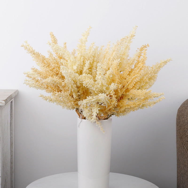 Имитация свадебной цветочной композиции Ло Синфу