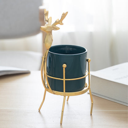 Креативная керамическая ваза с железным оленем