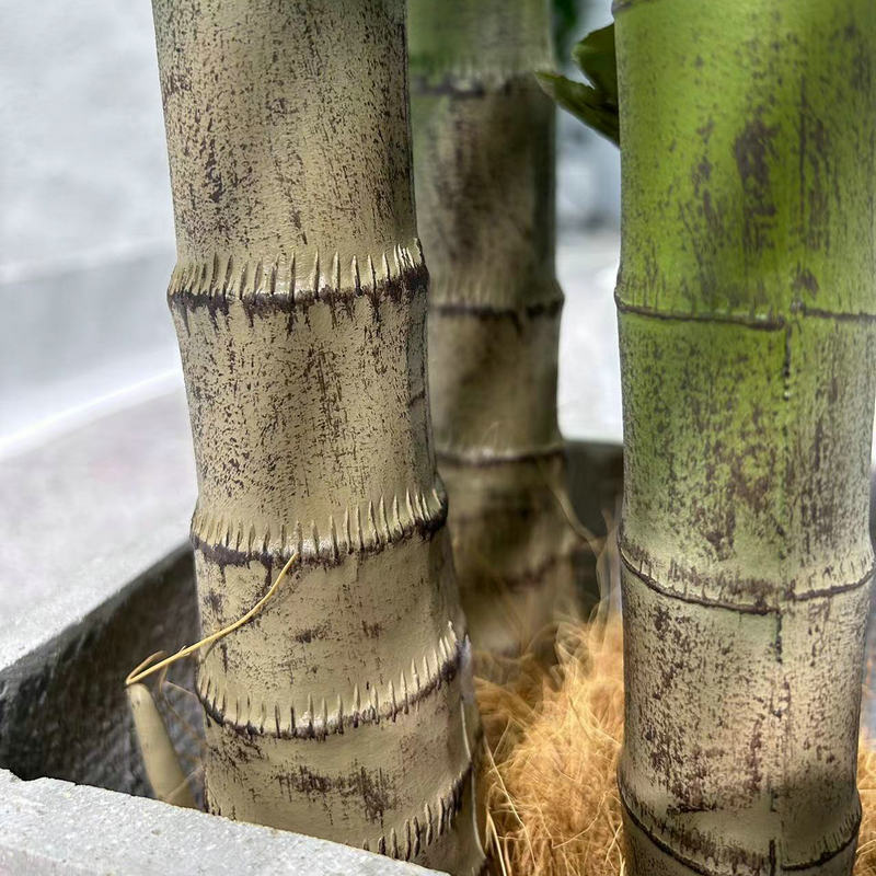 Wholesale Of Simulated Geranium Bonsai And Fake Green Plants