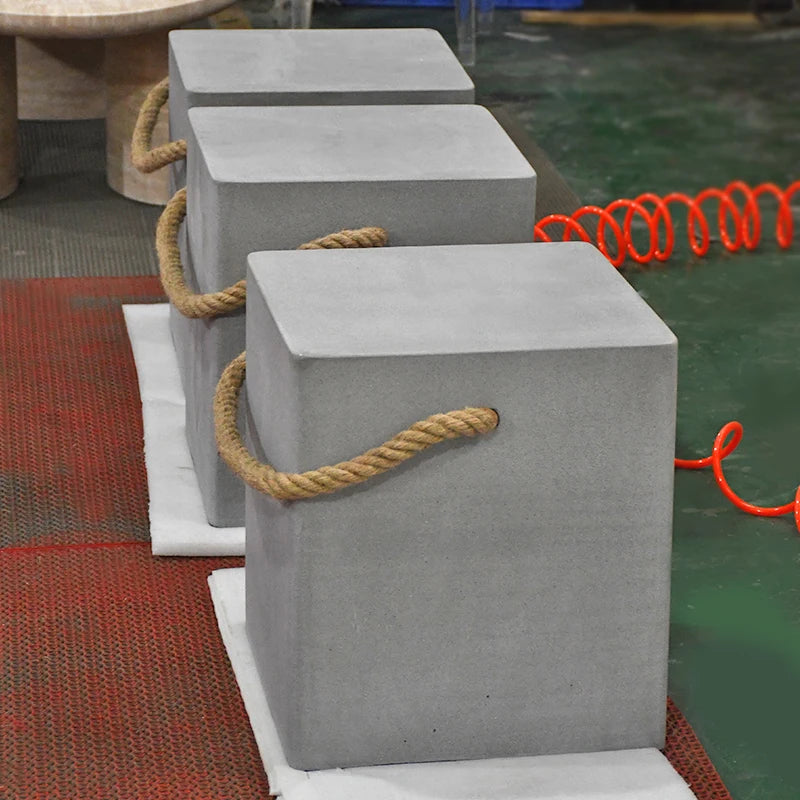 Konkreta Flanka Tablo Tabureto 