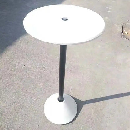 Konkreta Tablo por Ĝardeno