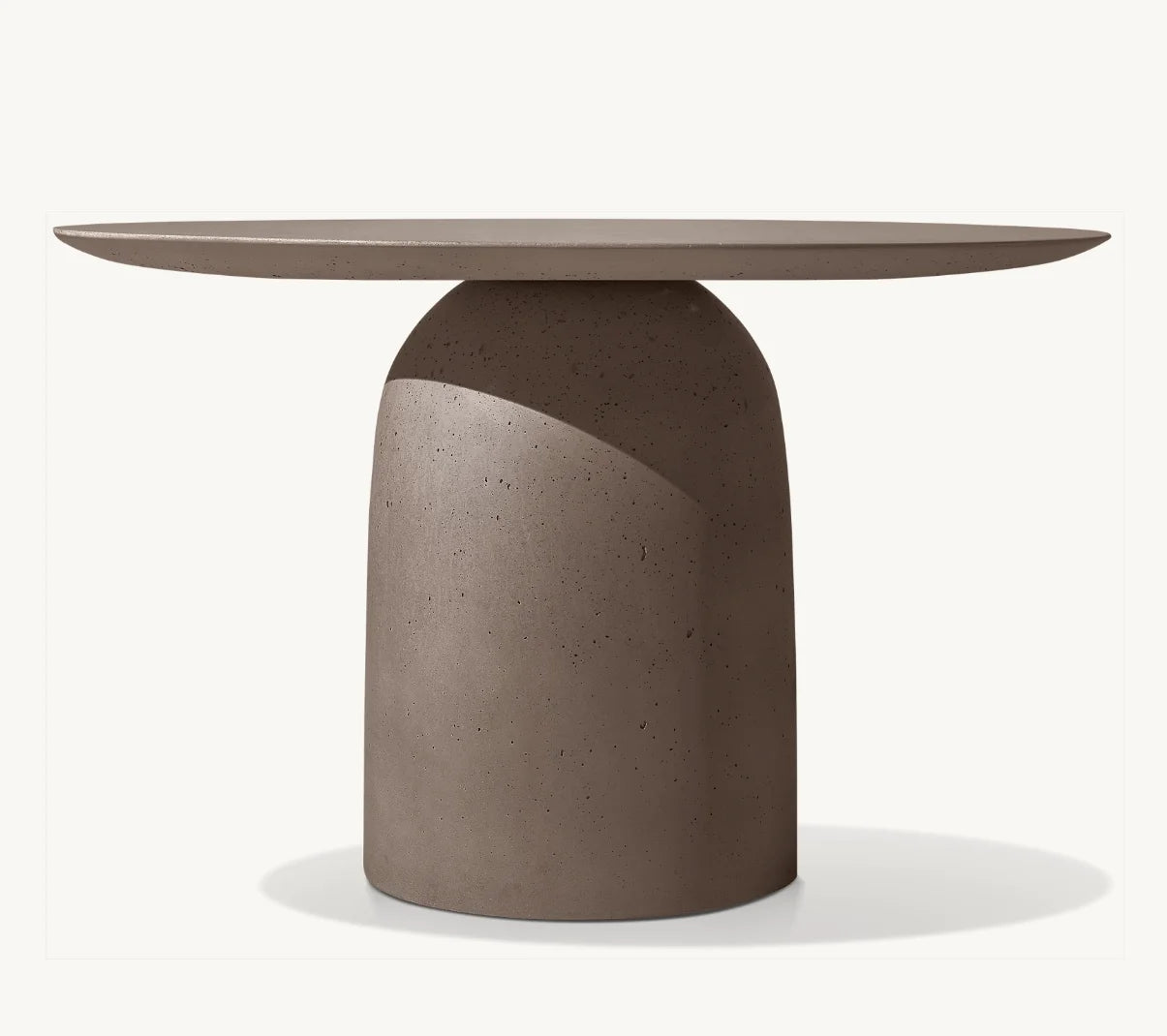 Круглый обеденный стол из бетона 