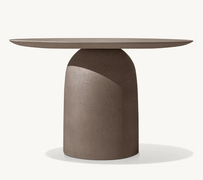 Круглый обеденный стол из бетона 