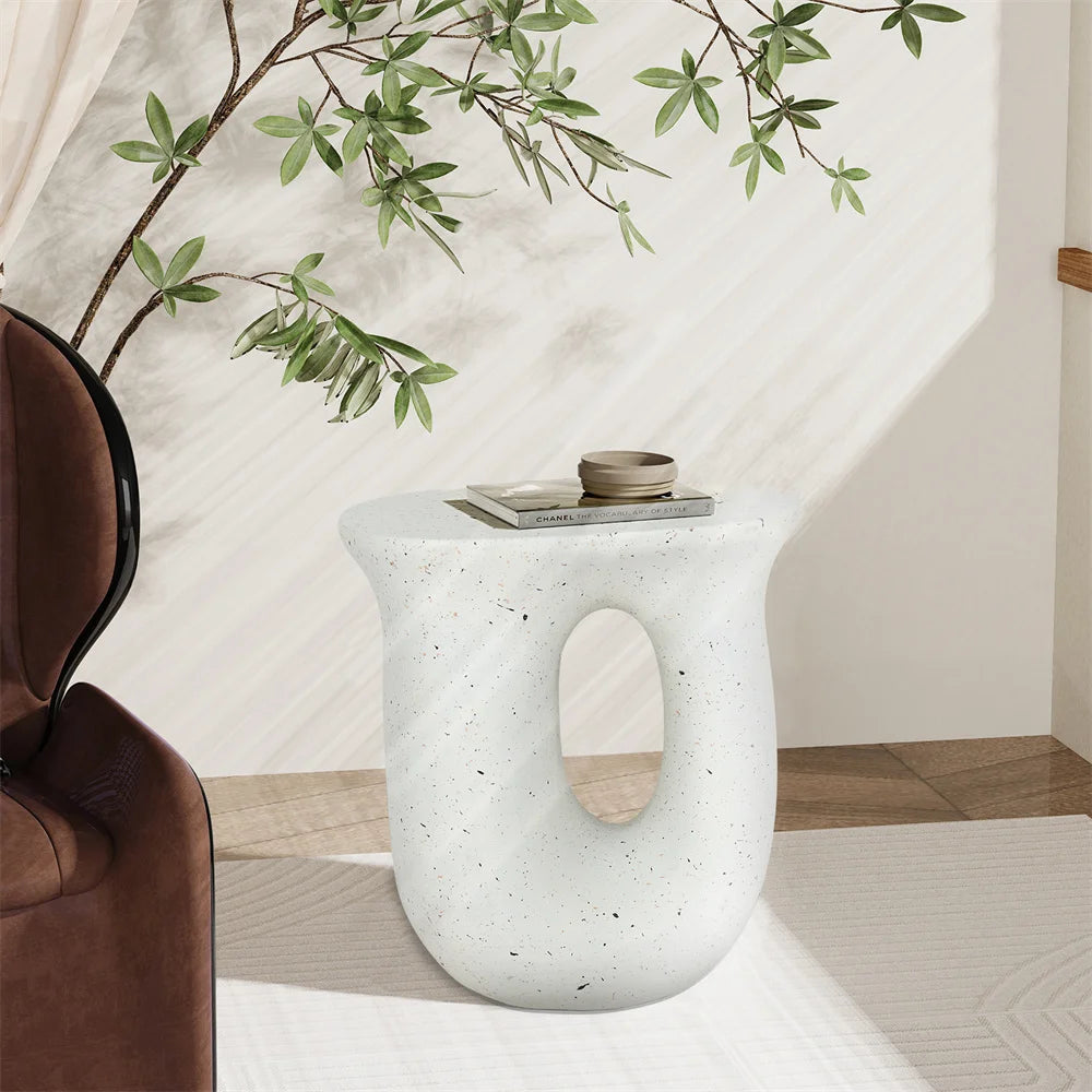 U-forma Konkreta Tablo por Salono